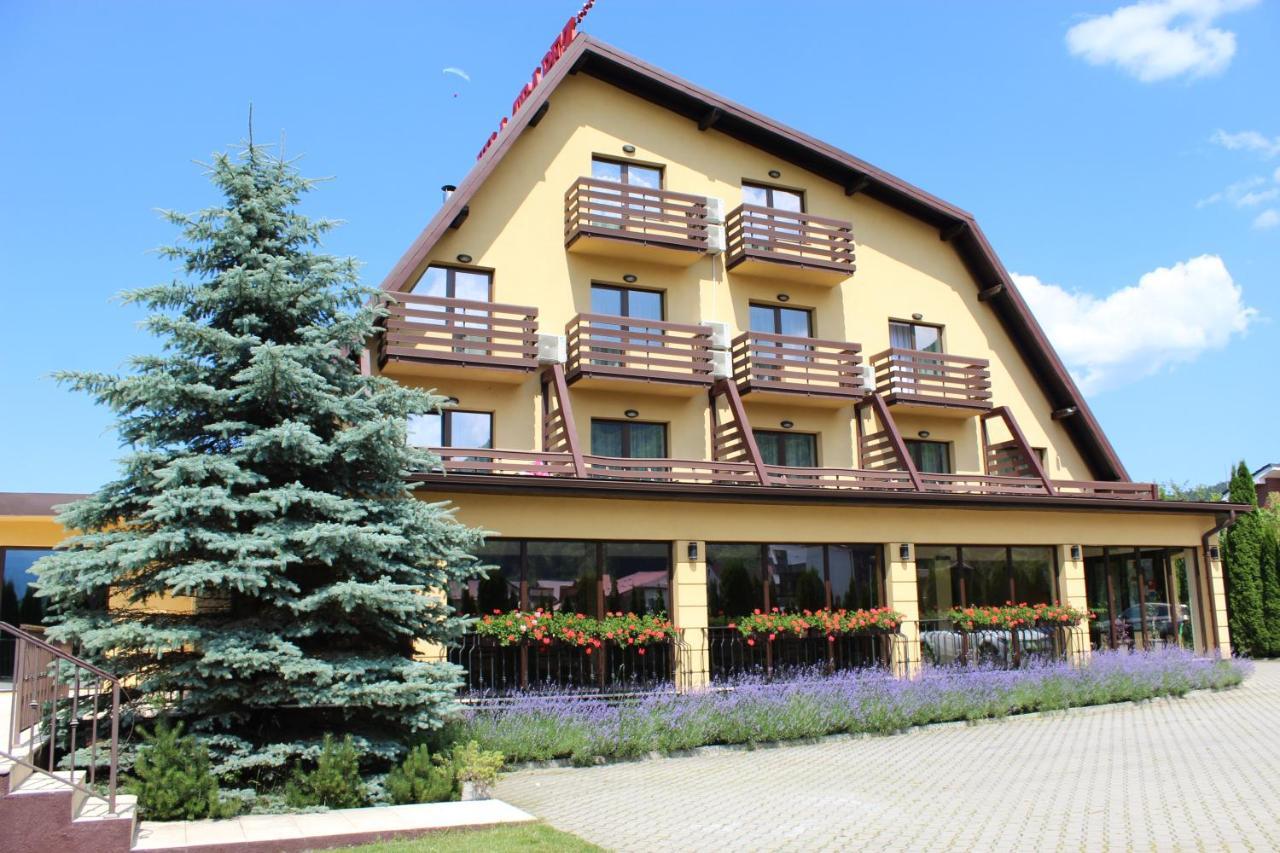 Vila Trapez Săcele Exterior foto